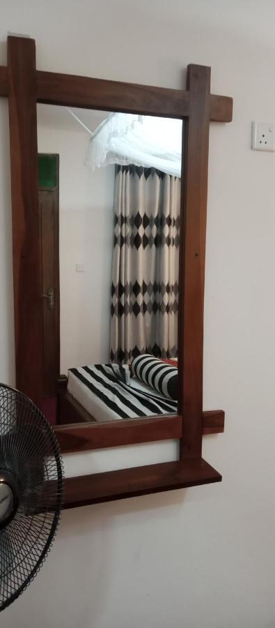 Nethanya Homestay Ella Esterno foto