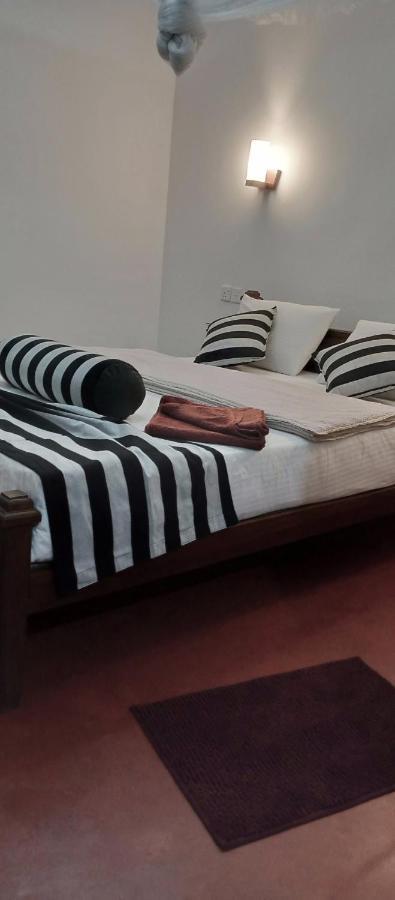 Nethanya Homestay Ella Esterno foto